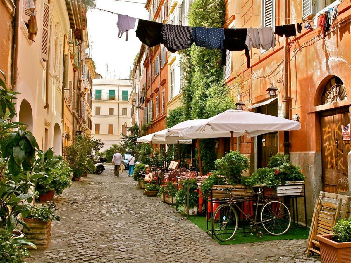 Boutique Apartment Roma In Trastevere Екстер'єр фото