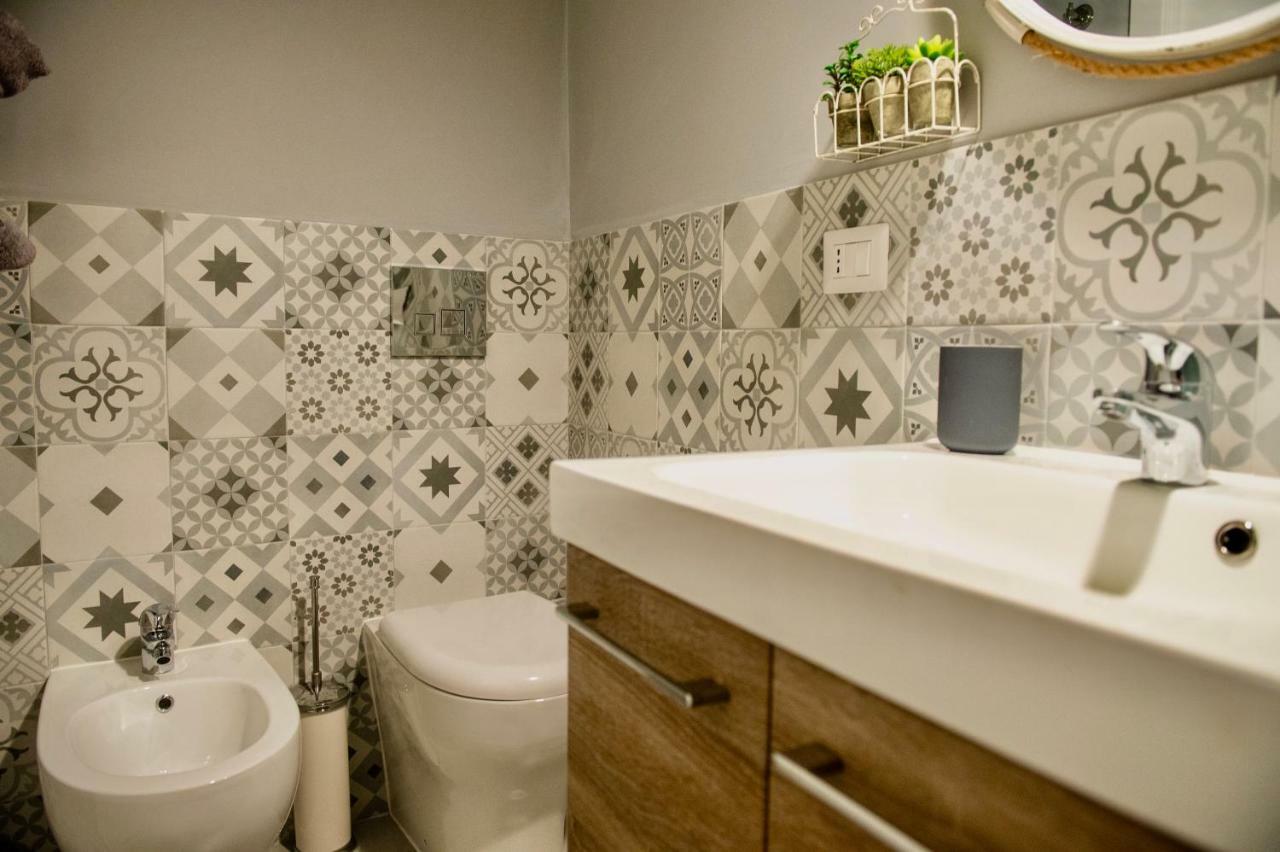 Boutique Apartment Roma In Trastevere Екстер'єр фото